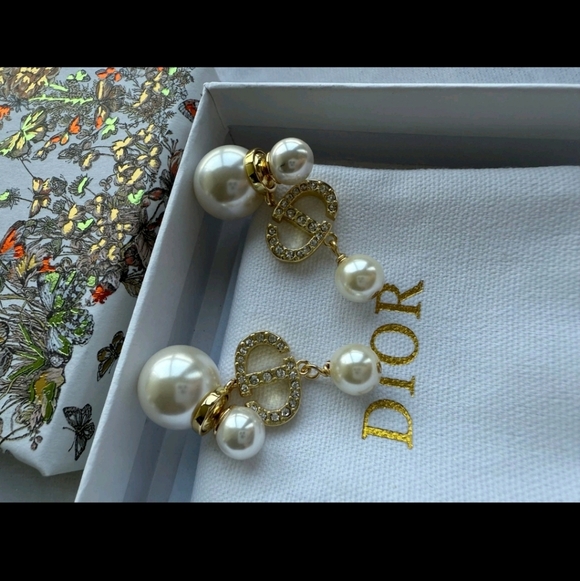 Dior Jewelry - Authentic Christian Dior Gold and Pearl Tribales Drop Pierced Earrings